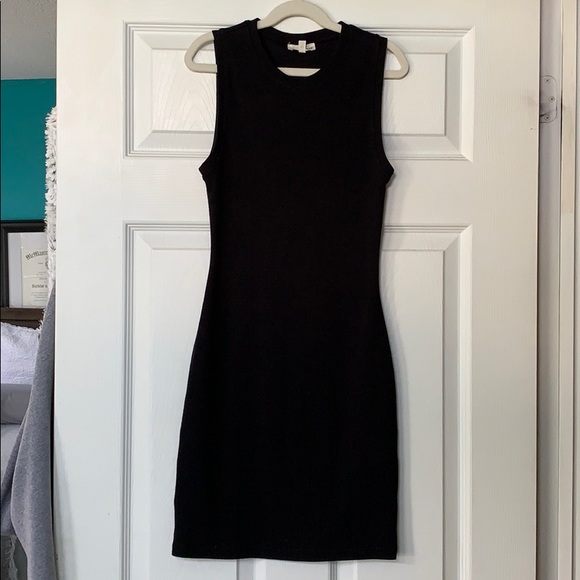 Aritzia dress - Picture 1 of 3